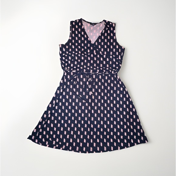 Lands' End Dresses & Skirts - Land's End Faux Wrap Sleeveless Dress A-Line Navy Blue Pink Size LP Ruched‎